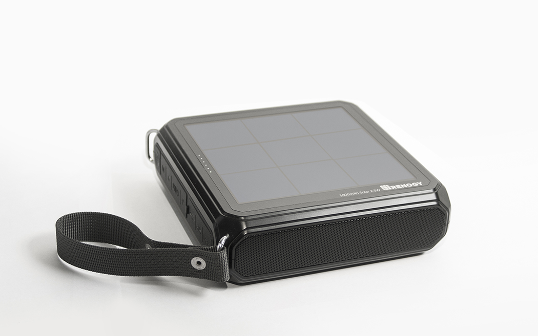 outdoors，music，charge，loudspeaker box，Speaker design，industrial design，Five stone design，